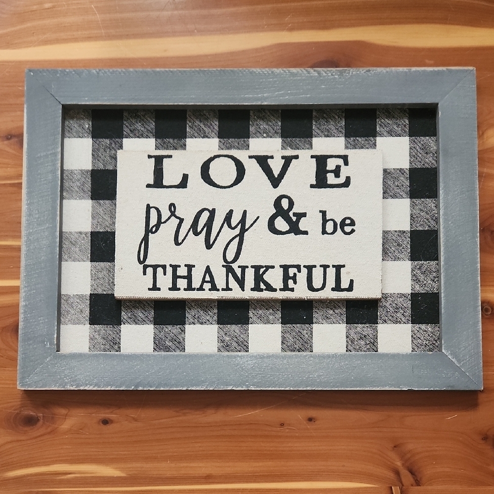 CarpenTree Plaid Love Pray Be Thankful Wall Art